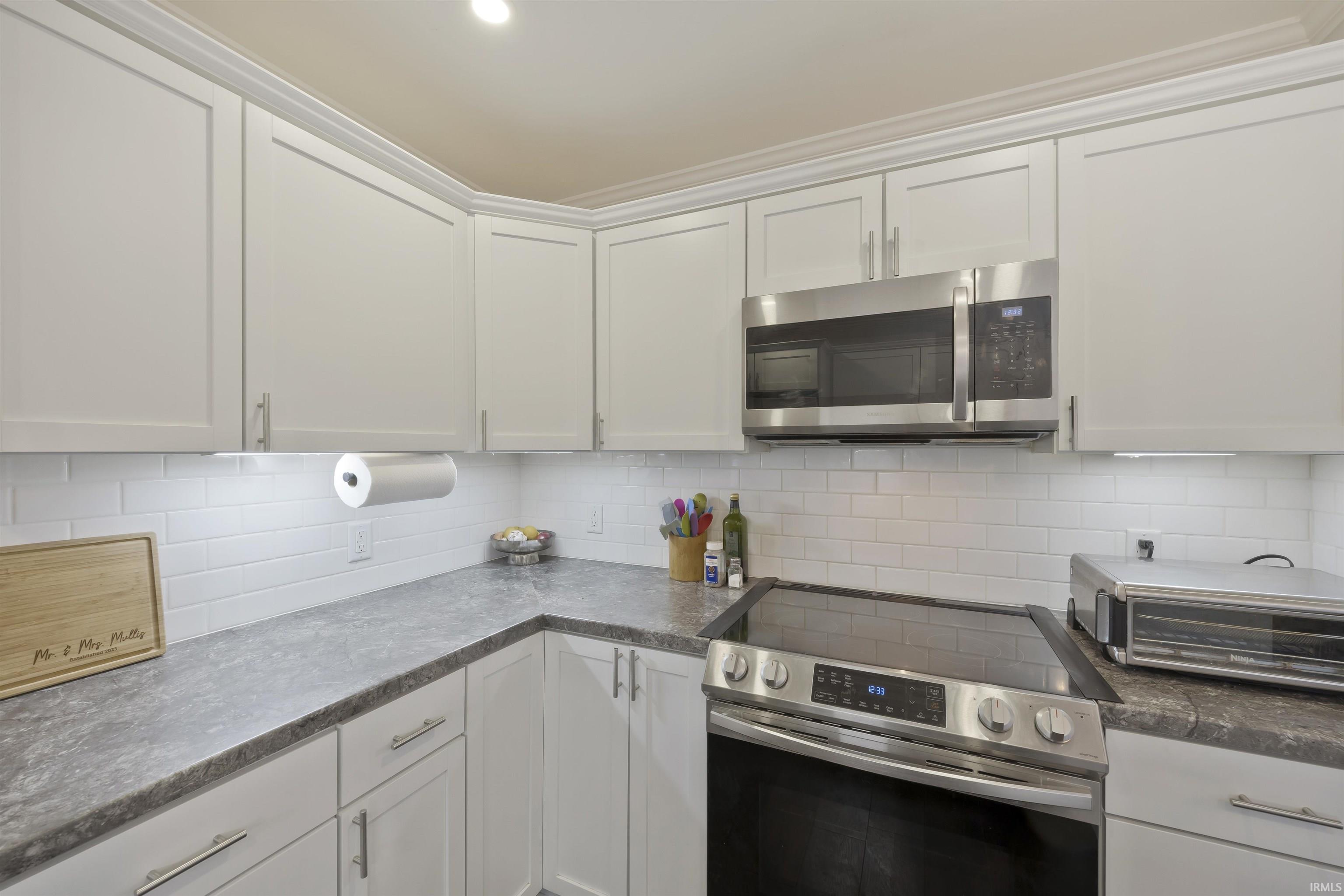 675 South Sled Run Santa Claus, IN 47579 - Photo 8 of 36