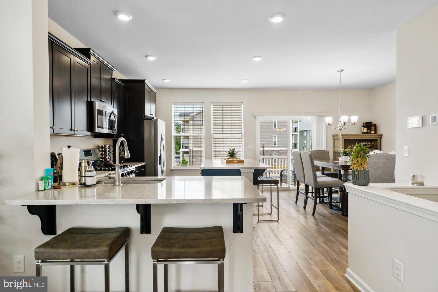 18 Rome Way Mount Laurel, NJ 08054 - Photo 6 of 25 Modern kitchen with open layout charm.