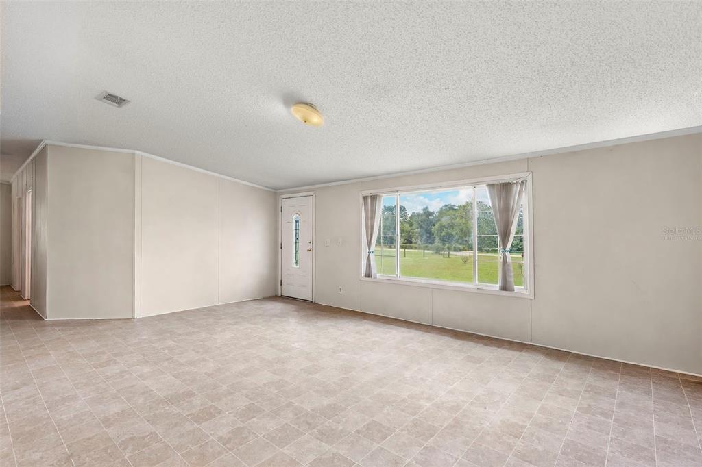 13317 Moon Road Brooksville, FL 34613 - Photo 2 of 25 Gallery Image 2