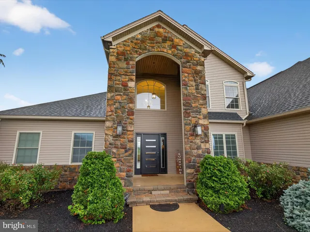 $755,000 | 13 Pheasant Hill Drive, Halifax, PA 17032