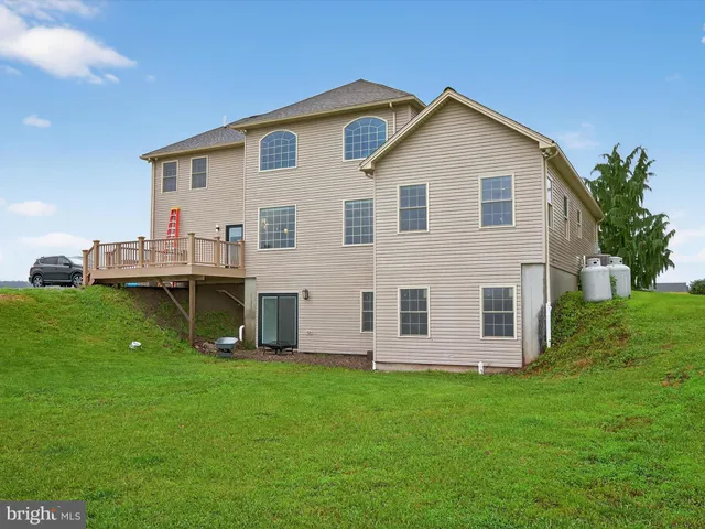 $755,000 | 13 Pheasant Hill Drive, Halifax, PA 17032