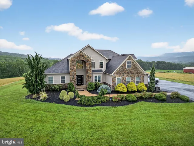 $755,000 | 13 Pheasant Hill Drive, Halifax, PA 17032