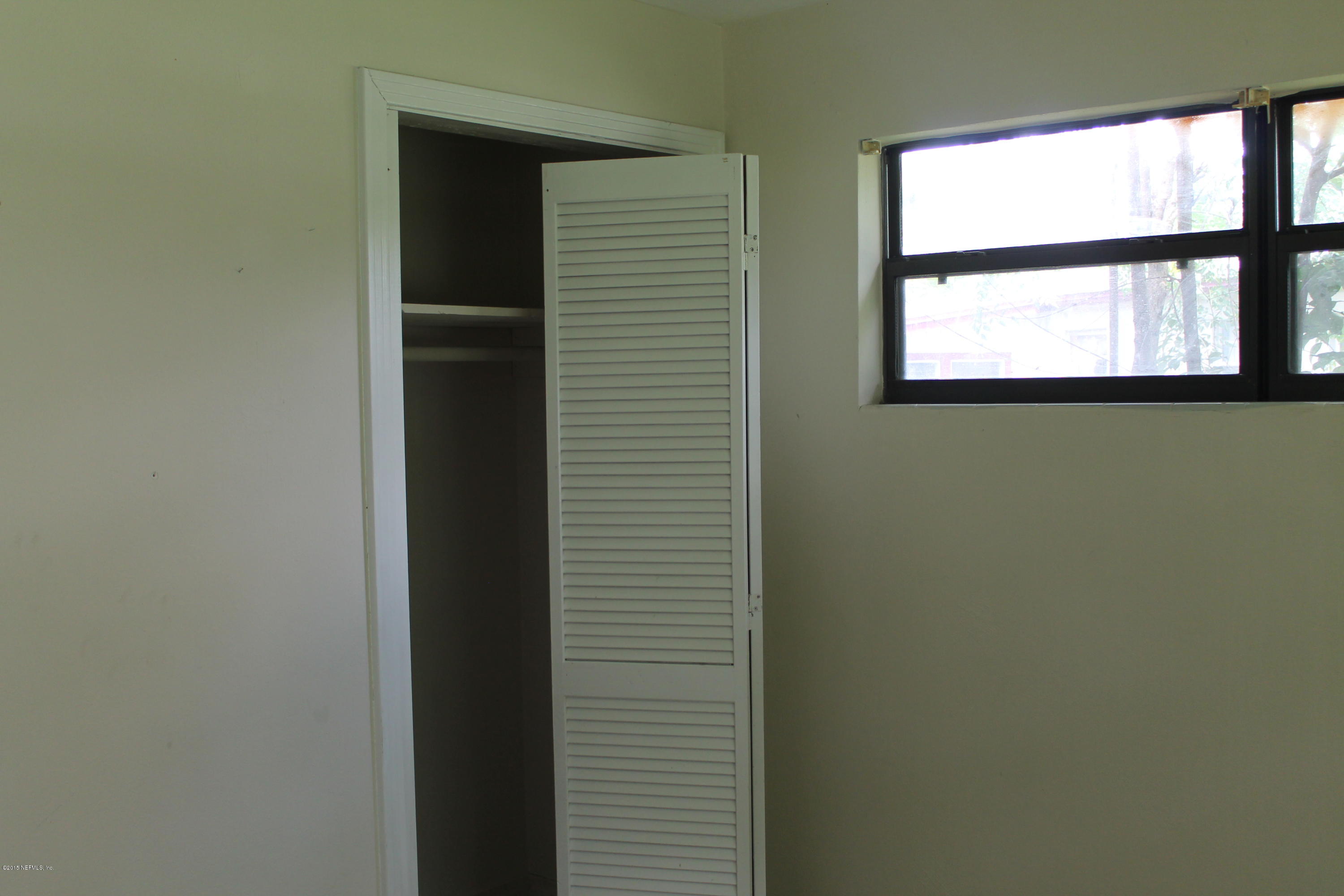 2712 Lorna Road Jacksonville, FL 32211 - Photo 15 of 30 a view of a small space