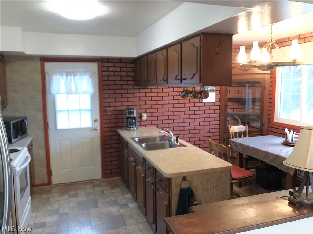 7780 Carter Road Northfield, OH 44067 - Photo 10 of 26 Gallery Image 10