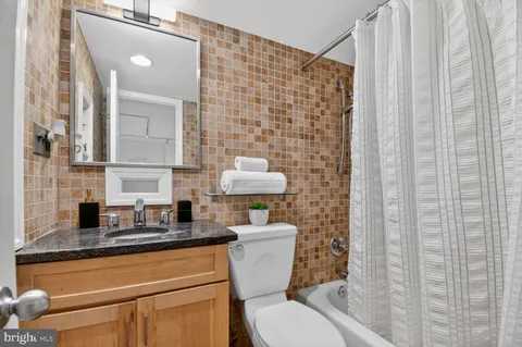 $489,900 | 1301 20th Street Northwest, Unit 111, Washington, DC 20036