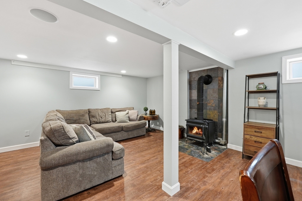 1 Daniels Road Hudson, MA 01749 - Photo 22 of 40