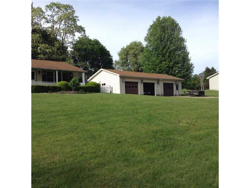 113 Kyle Road Valencia, PA 16059 - Photo 2 of 2 Parking Lot/Garage.