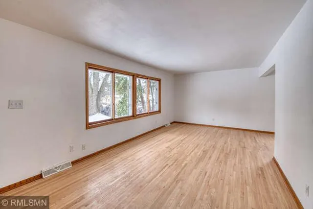 $424,900 | 2531 Mayfair Avenue, White Bear Lake, MN 55110