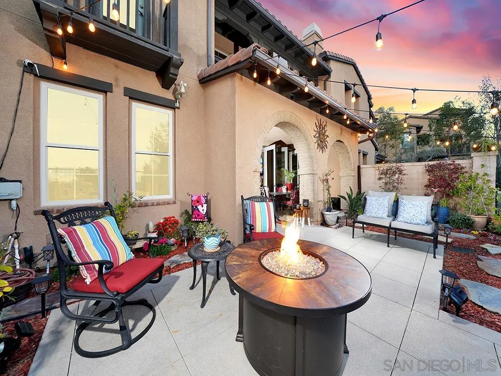 33 Tuscany Ladera Ranch, CA 92694 - Photo 49 of 50 a outdoor space with furniture