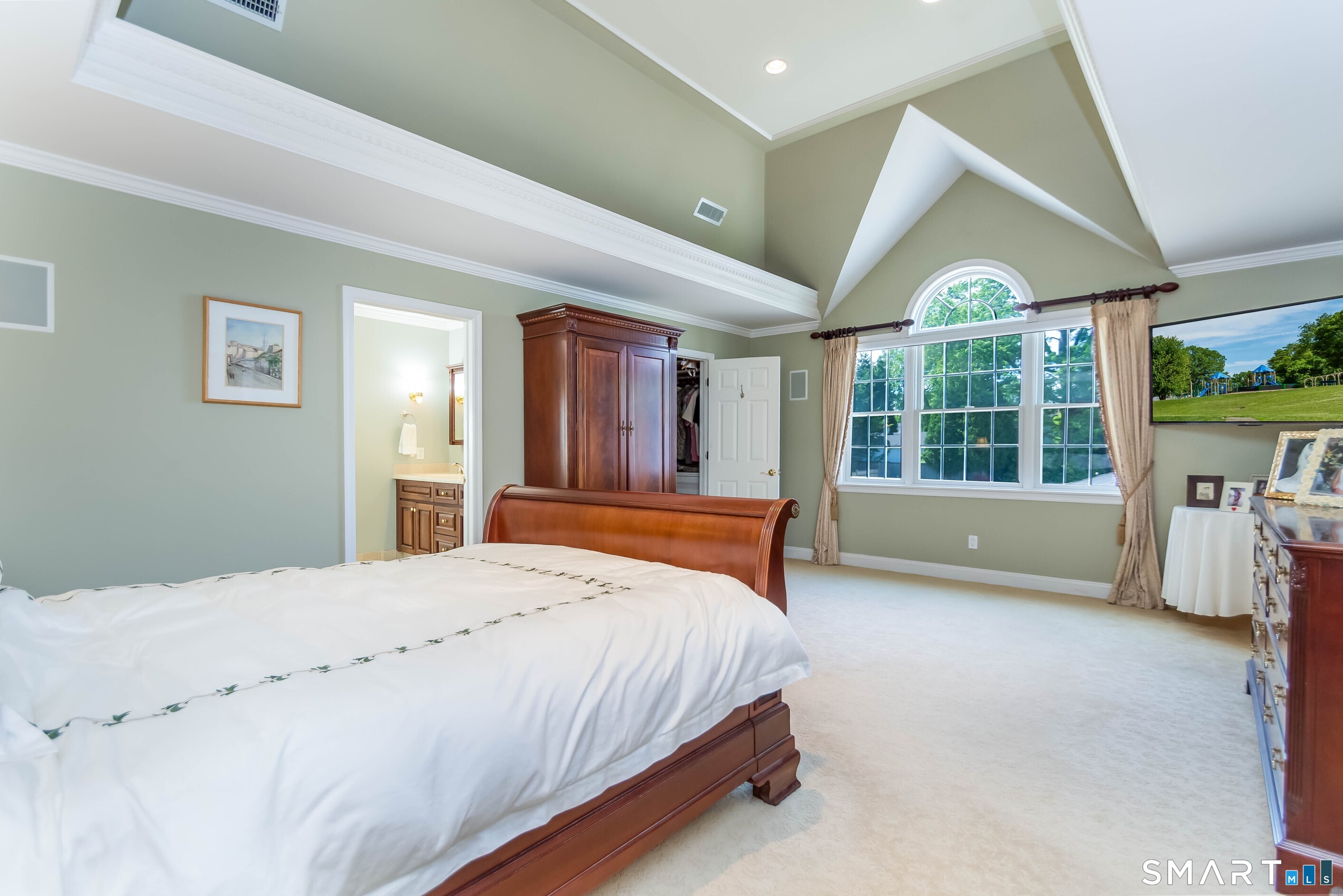 274 Valley View Road Fairfield, CT 06824 - Photo 23 of 36