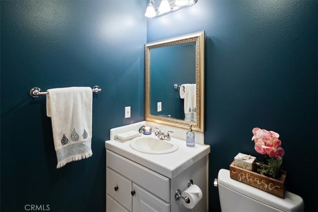 26511 Brooks Circle Stevenson Ranch, CA 91381 - Photo 43 of 55 Guest bath downstairs