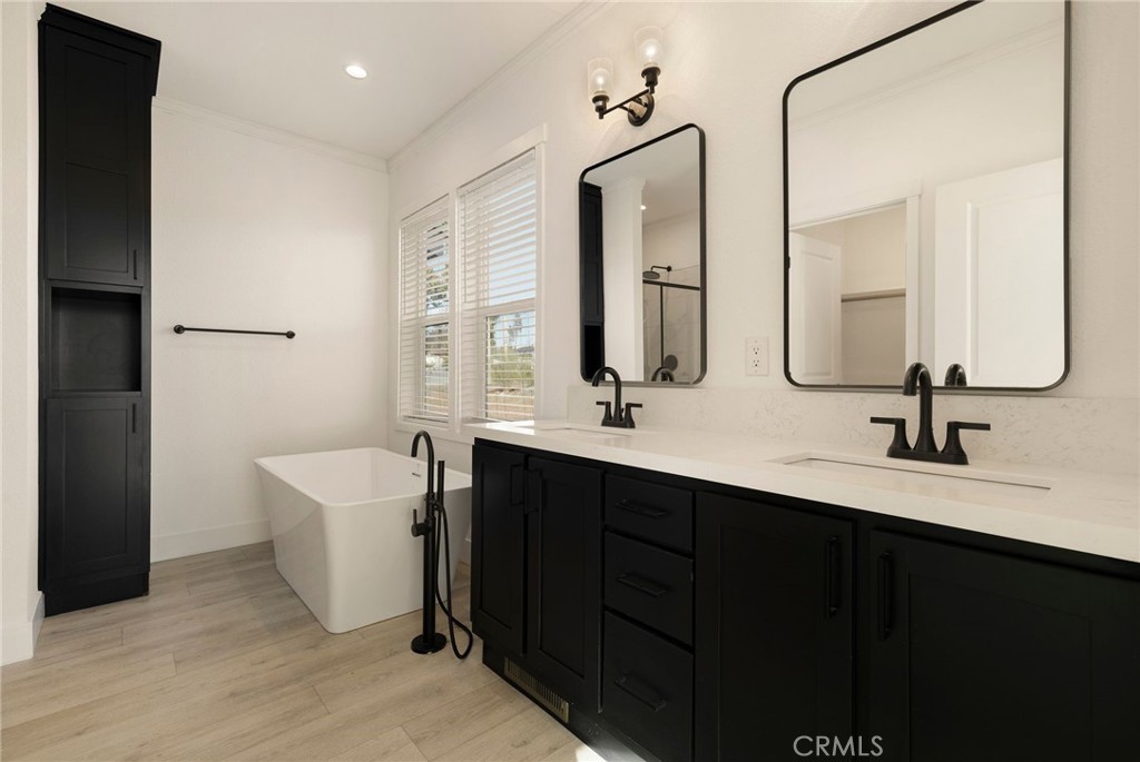 926 Bille Road Paradise, CA 95969 - Photo 11 of 28 a bathroom with a double vanity sink mirror and toilet