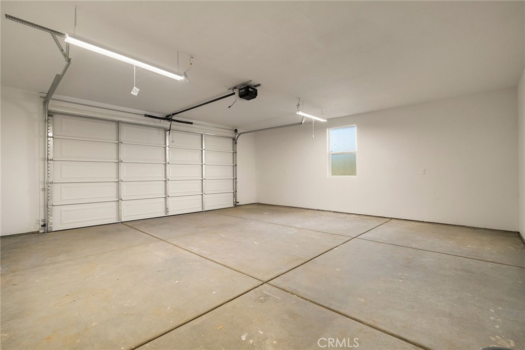 926 Bille Road Paradise, CA 95969 - Photo 22 of 28 a view of a garage