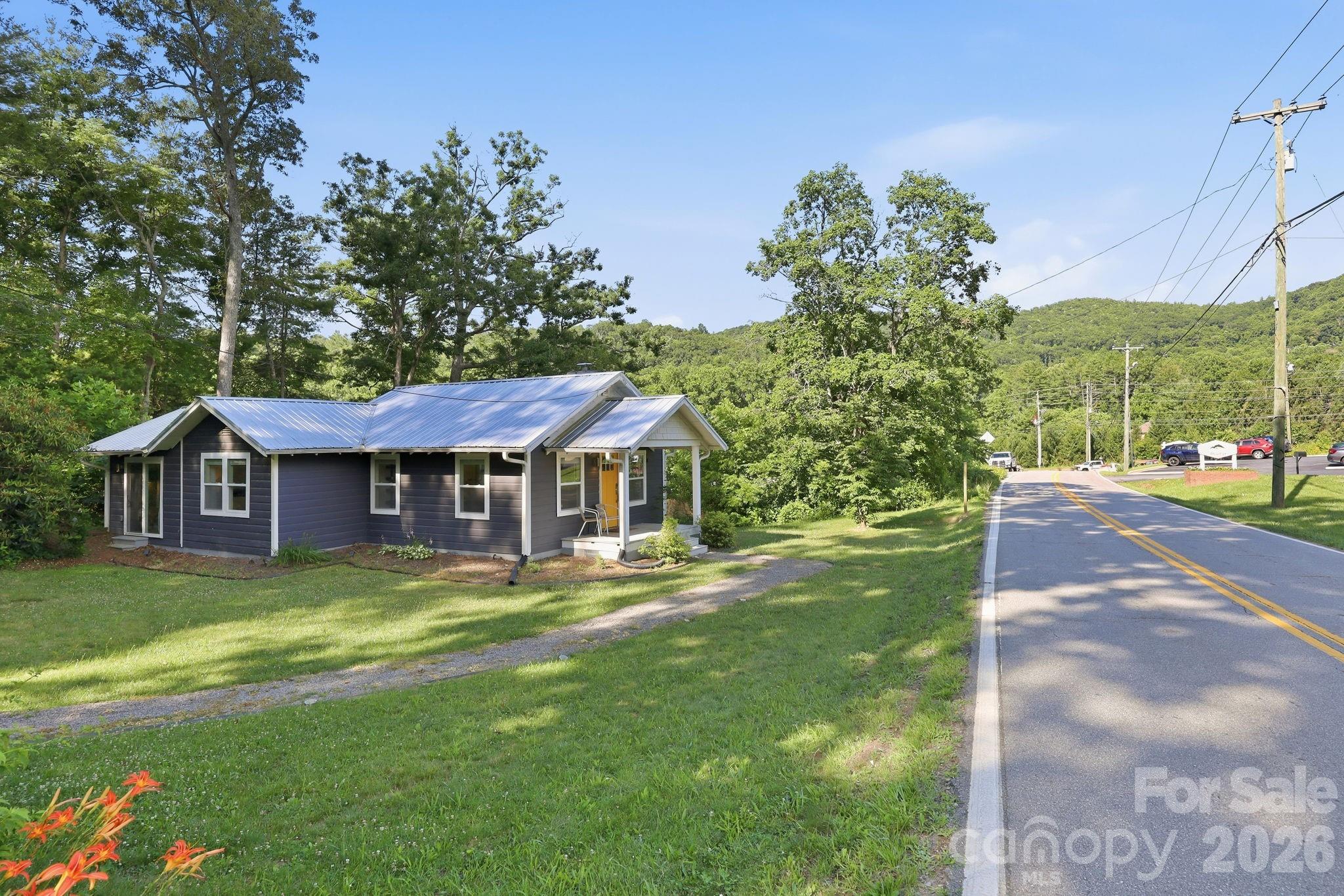 15 Old Fort Road Fairview, NC 28730 - Photo 34 of 42