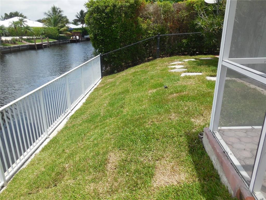 1195 Pepperridge Terrace Boca Raton, FL 33486 - Photo 32 of 39 Photo 32