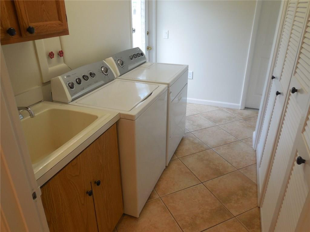 1195 Pepperridge Terrace Boca Raton, FL 33486 - Photo 10 of 39 Photo 10