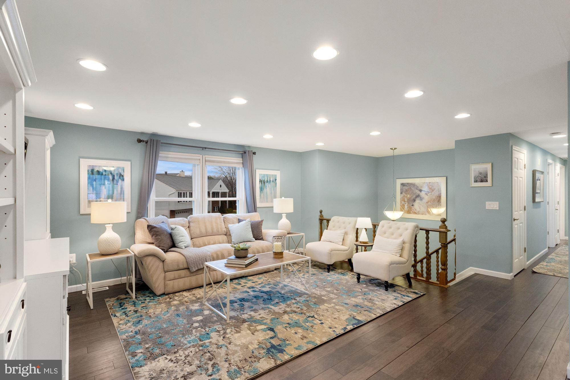 9538 Burning Branch Road Burke, VA 22015 - Photo 2 of 33 Sun-drenched Living Room