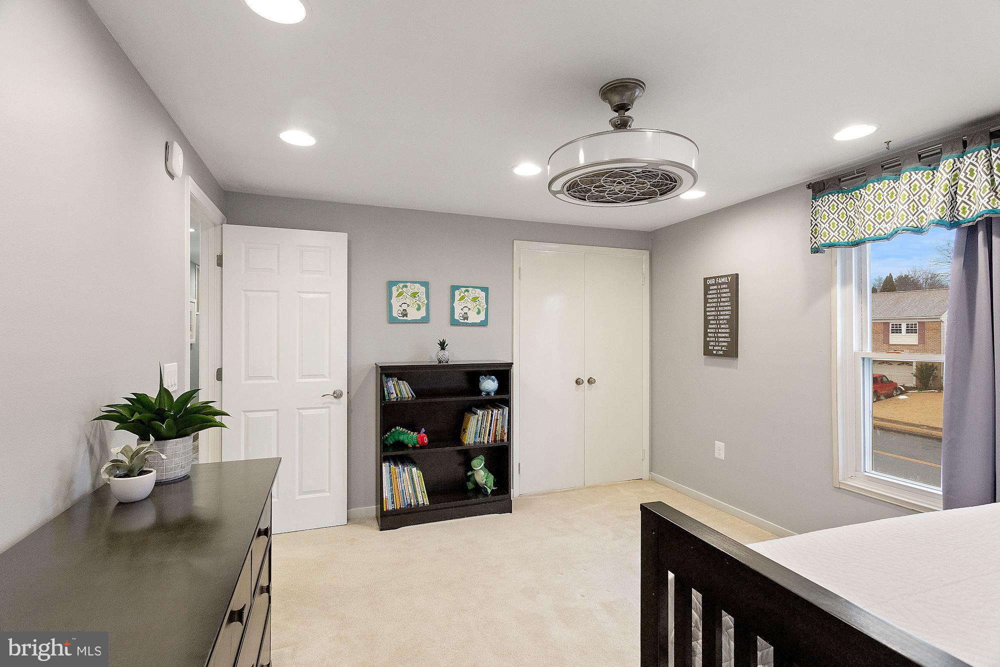 9538 Burning Branch Road Burke, VA 22015 - Photo 20 of 33 3rd Bedroom