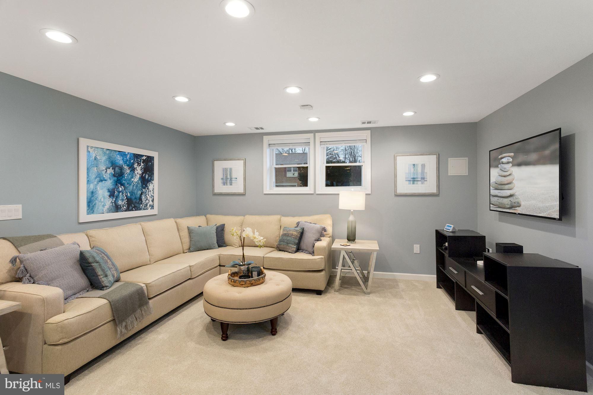 9538 Burning Branch Road Burke, VA 22015 - Photo 22 of 33 Recreation Room