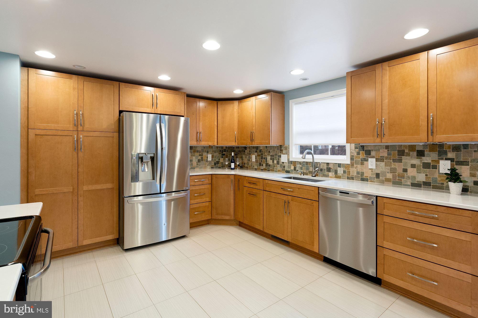 9538 Burning Branch Road Burke, VA 22015 - Photo 6 of 33 Beautifully Renovated Kitchen