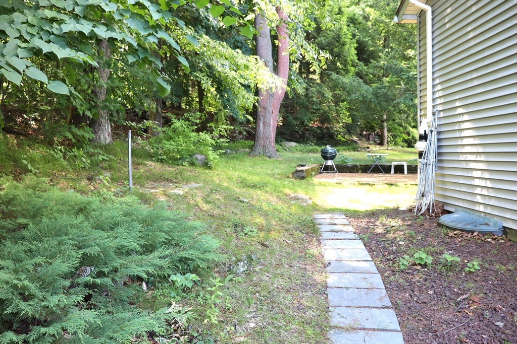 18 Allison Road, Unit 18 Northborough, MA 01532 - Photo 17 of 21 Gallery Image 17