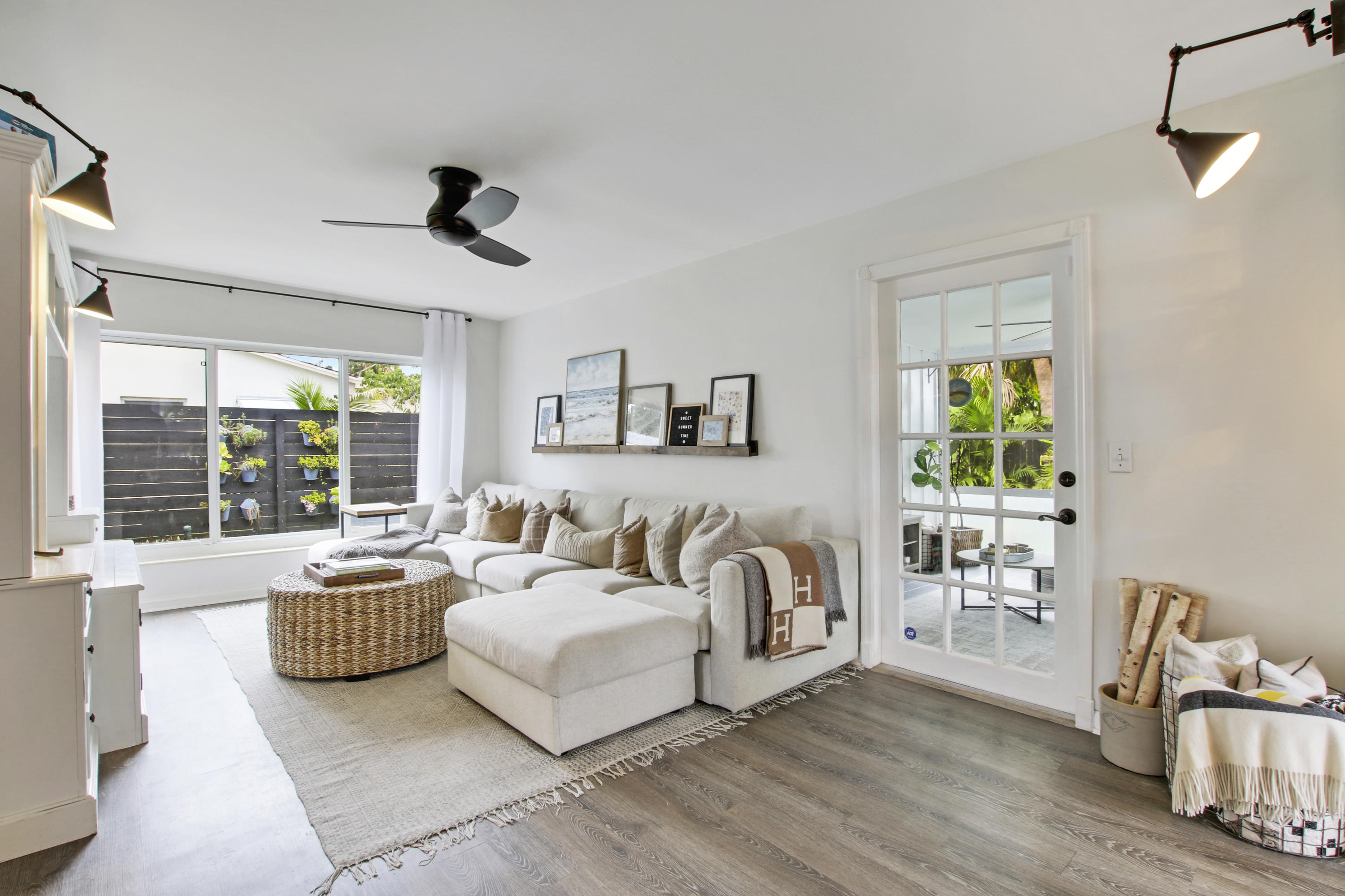 1512 Kingsley Road Jupiter, FL 33469 - Photo 14 of 38 House1-15