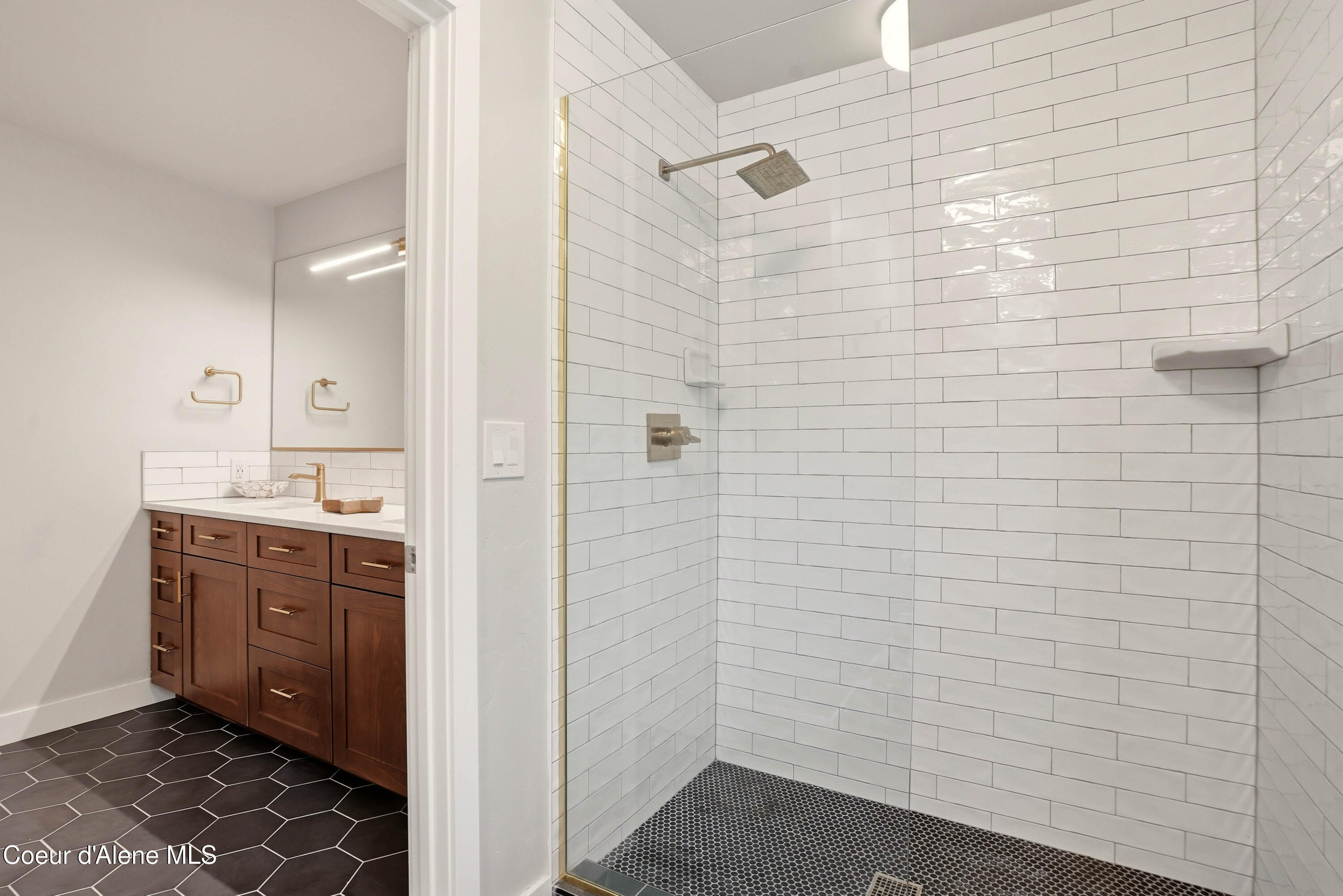 630 South 14th Street Coeur D'Alene, ID 83814 - Photo 27 of 67 Inside-Media-14th-40