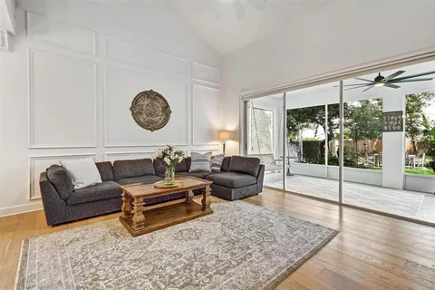 $700,000 | 6011 Williamsburg Way, Tampa, FL 33625