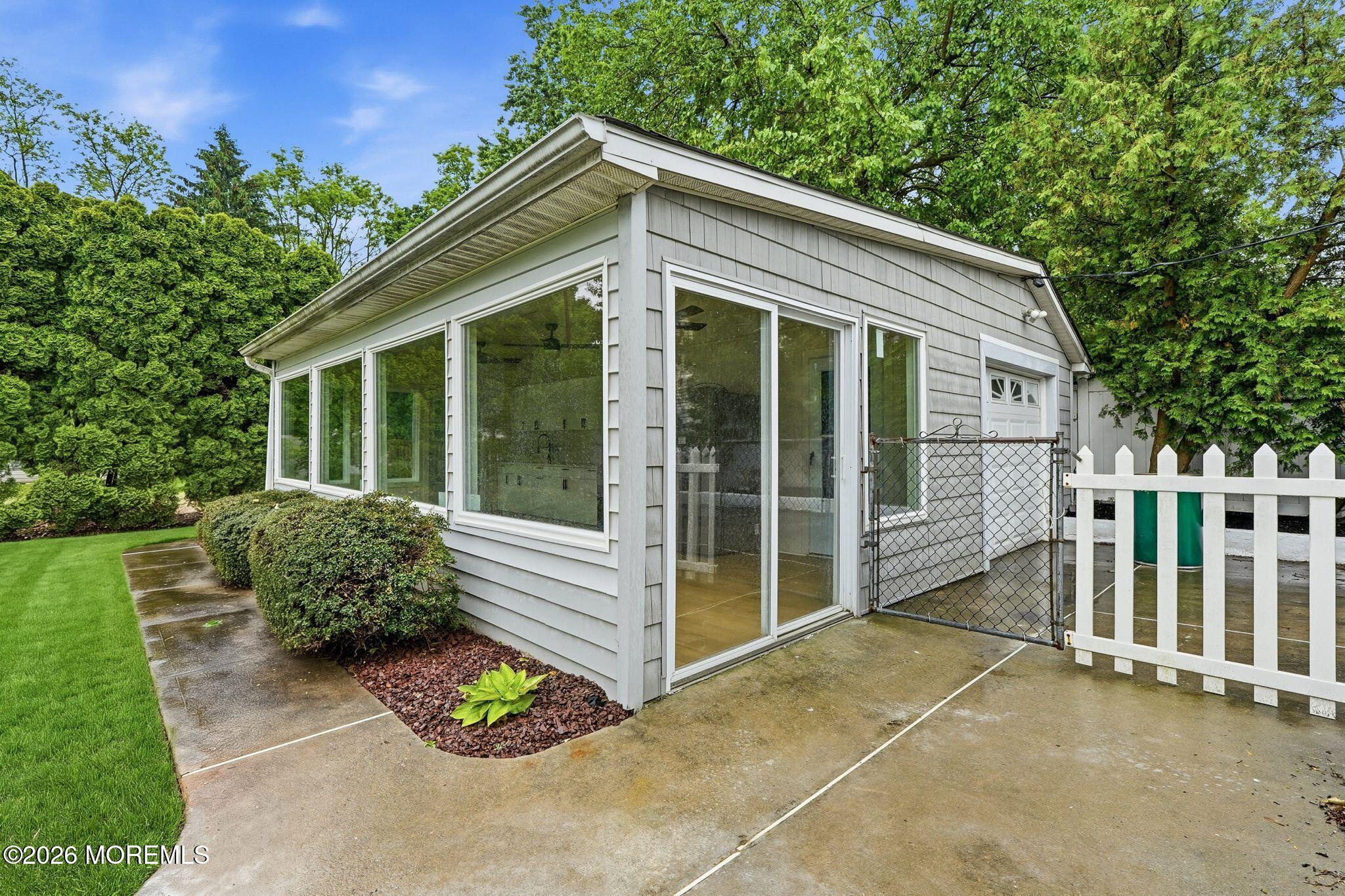 23 Mathiasen Place, Unit 23 Aberdeen, NJ 07747 - Photo 8 of 12 94ef3216-2d6e-4933-90c8-84d4488ab8a1