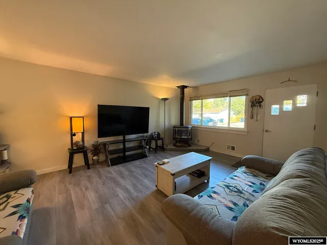 $240,000 | 1104 Big Horn Drive, Riverton, WY 82501