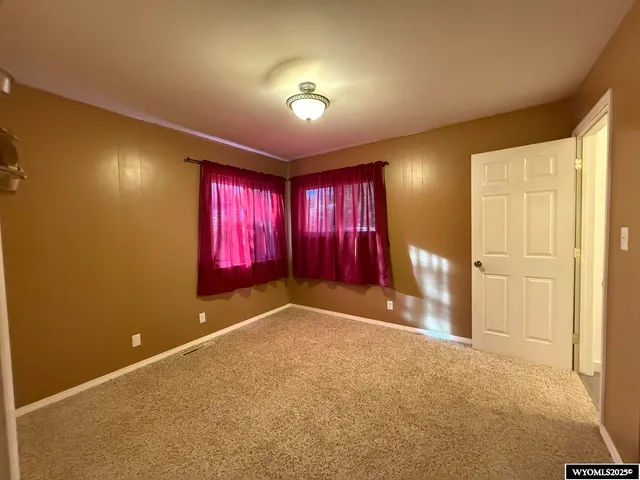 $240,000 | 1104 Big Horn Drive, Riverton, WY 82501