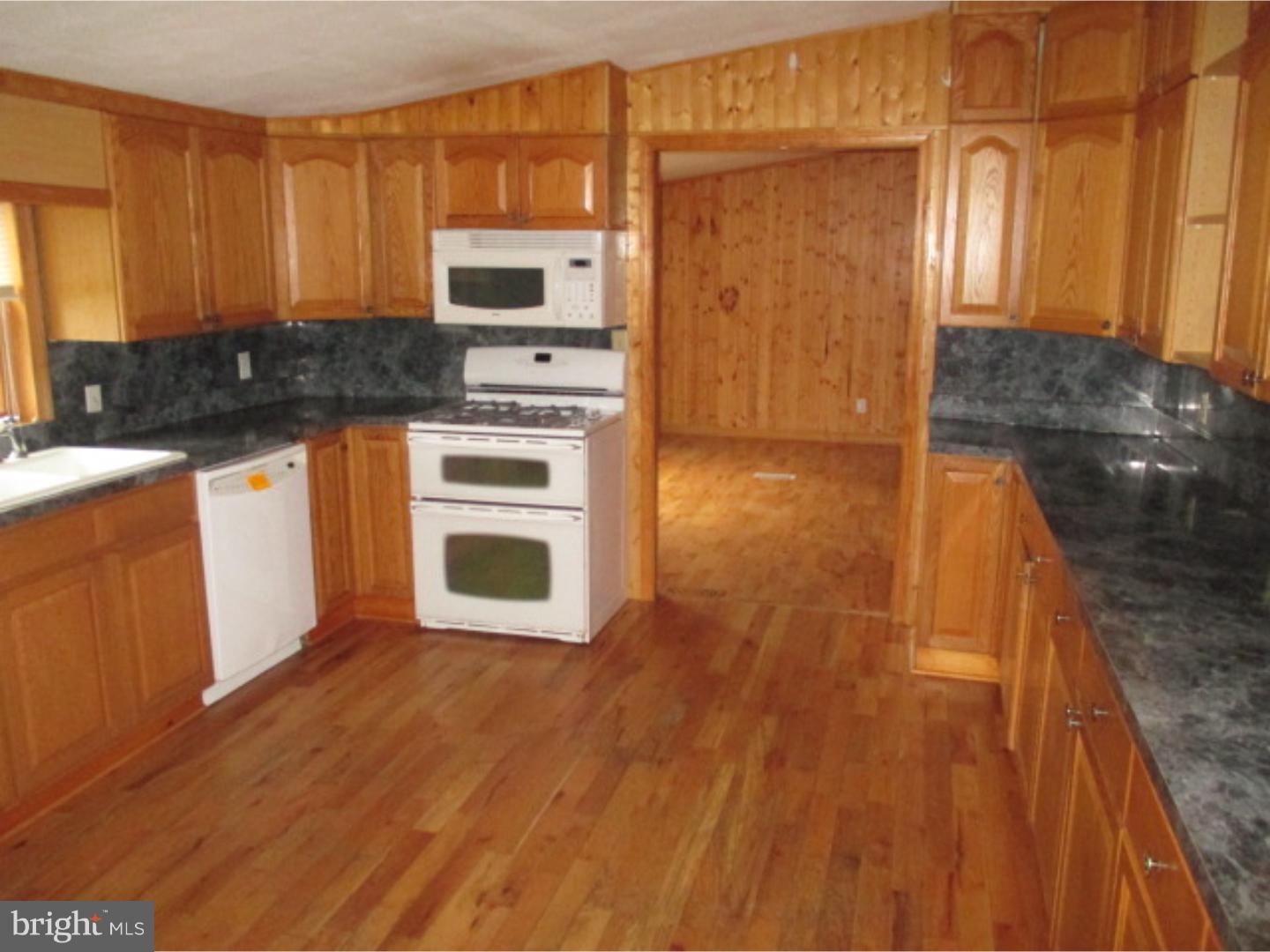 134 Michigan Road Pennsville, NJ 08070 - Photo 8 of 16