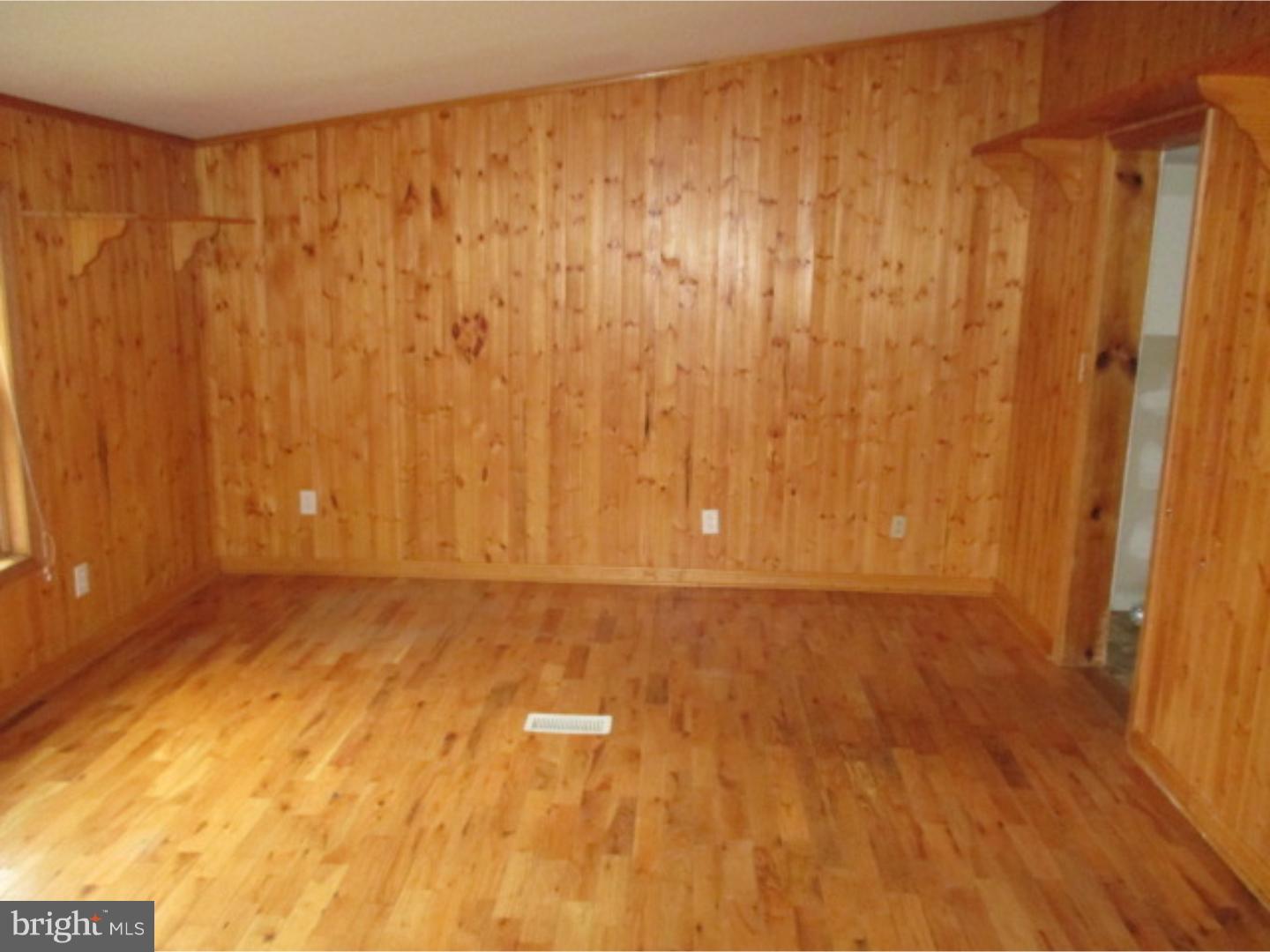 134 Michigan Road Pennsville, NJ 08070 - Photo 9 of 16
