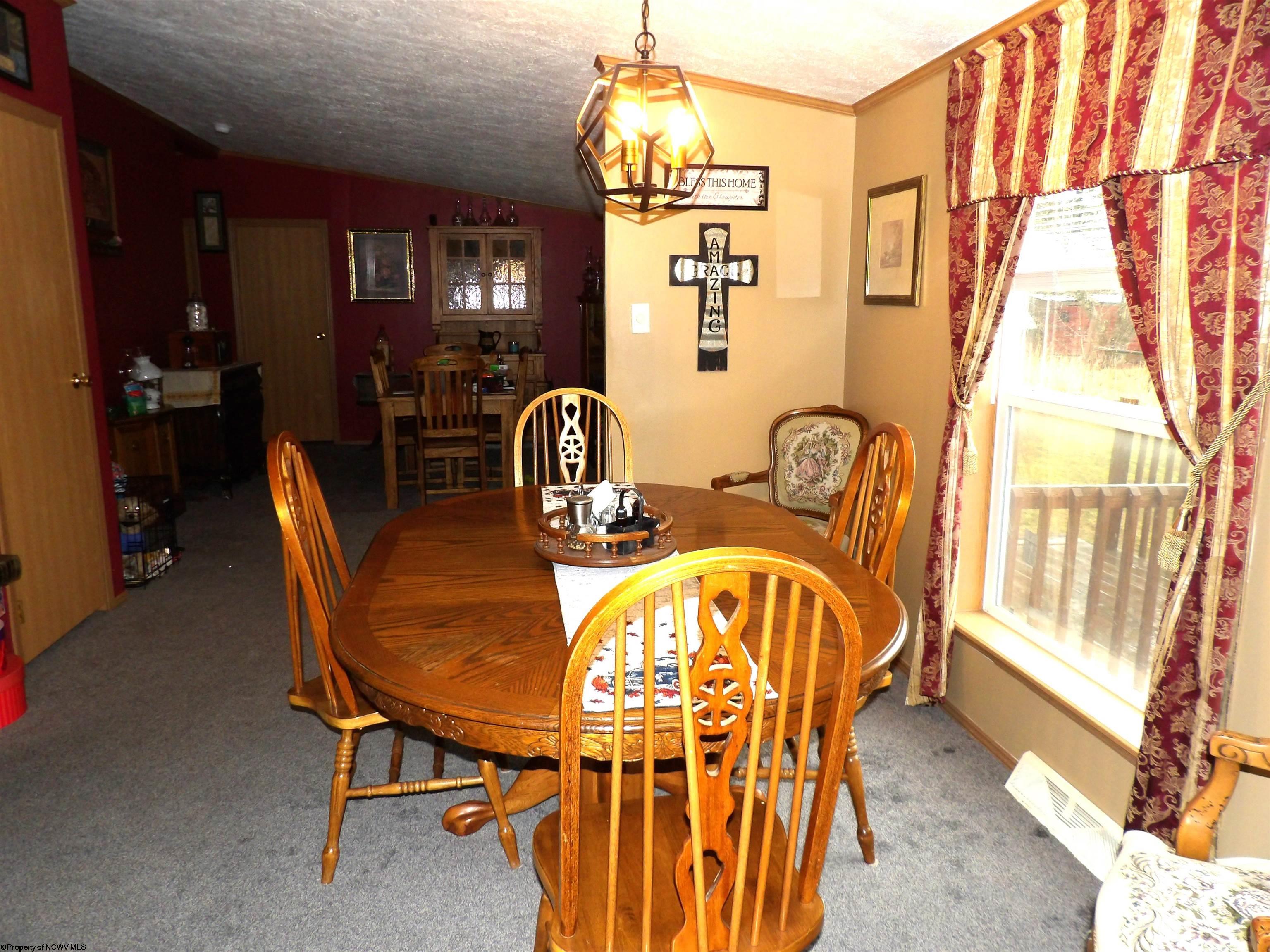 597 Q Road Reedsville, WV 26547 - Photo 6 of 29 Gallery Image 6