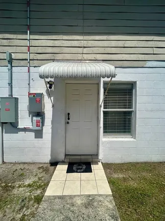 $1,100 | 7302 Woodhall Court, Tampa, FL 33634