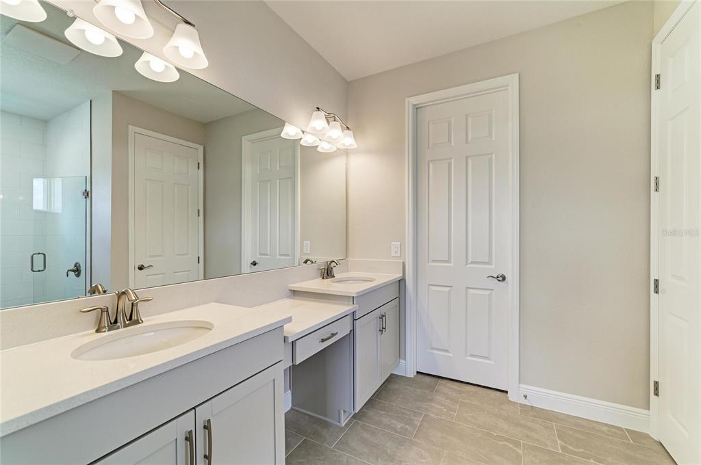 13125 Long Valley Cir Spring Hill Spring Hill, FL 34609 - Photo 7 of 34