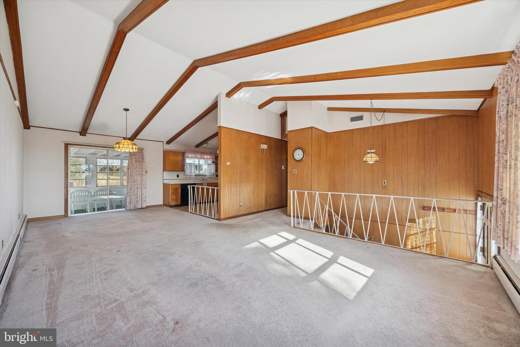 913 Woodside Avenue Secane, PA 19018 - Photo 4 of 25