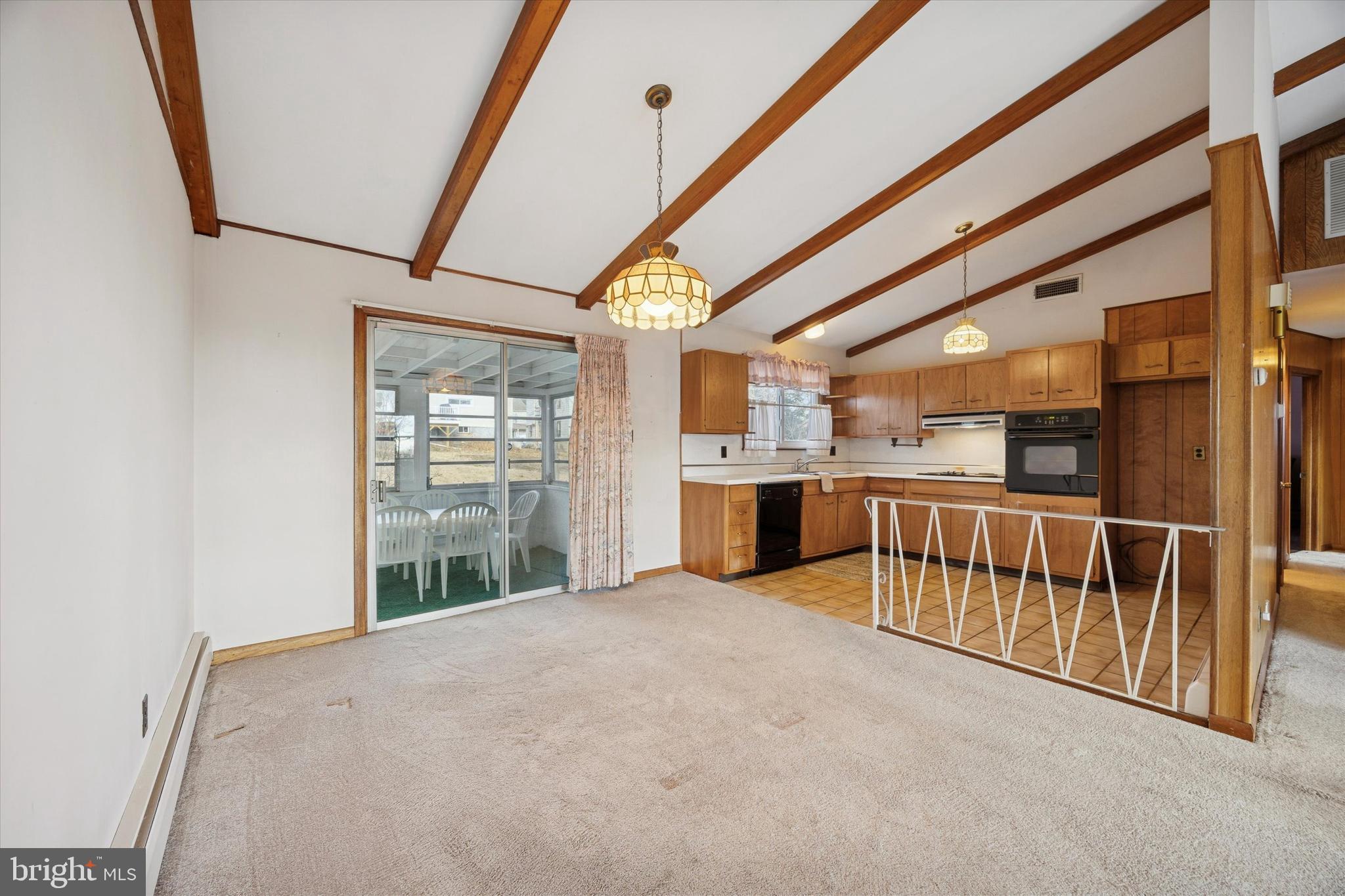 913 Woodside Avenue Secane, PA 19018 - Photo 6 of 25