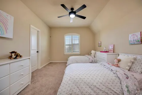 $775,000 | 1009 Holston Hills Trail, Roanoke, TX 76262