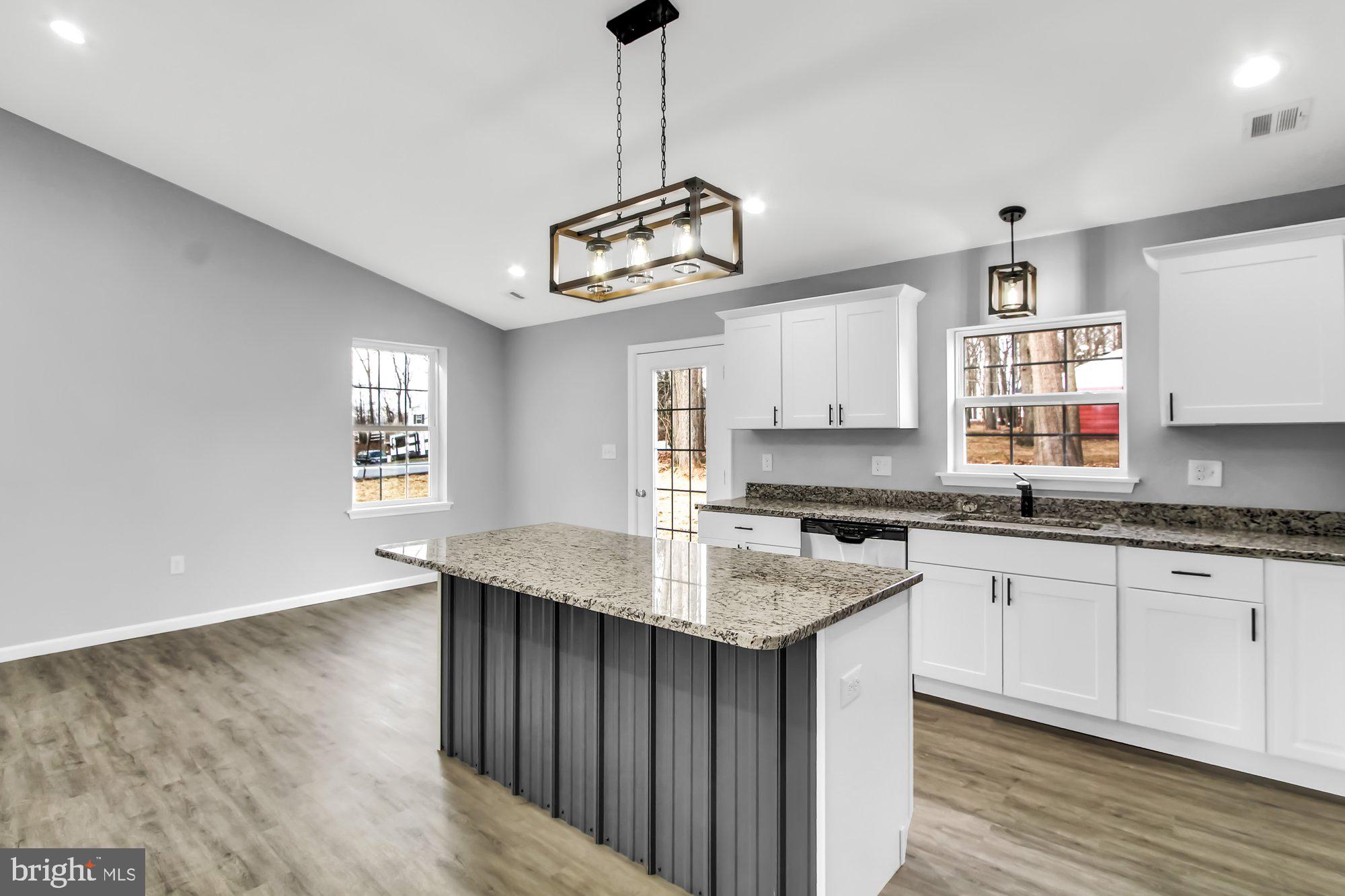 74 Clubhouse Road Delta, PA 17314 - Photo 11 of 28 Kitchen with Island
