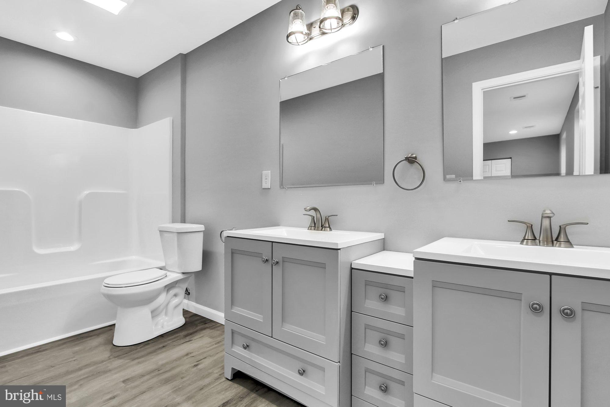 74 Clubhouse Road Delta, PA 17314 - Photo 22 of 28 Hall Bath