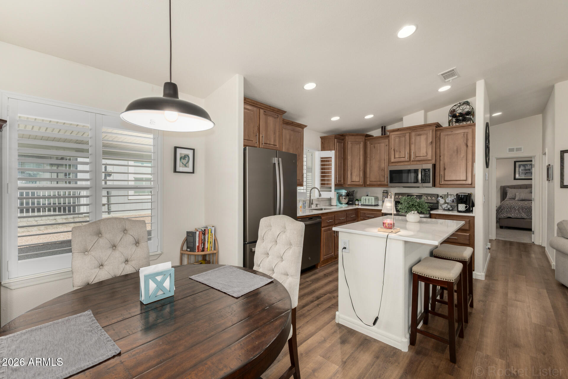 2206 South Ellsworth Road, Unit 149B Mesa, AZ 85209 - Photo 12 of 32 09 Ellsworth