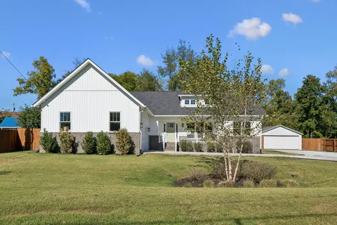 $679,900 | 352 Bellevue Road, Nashville, TN 37221