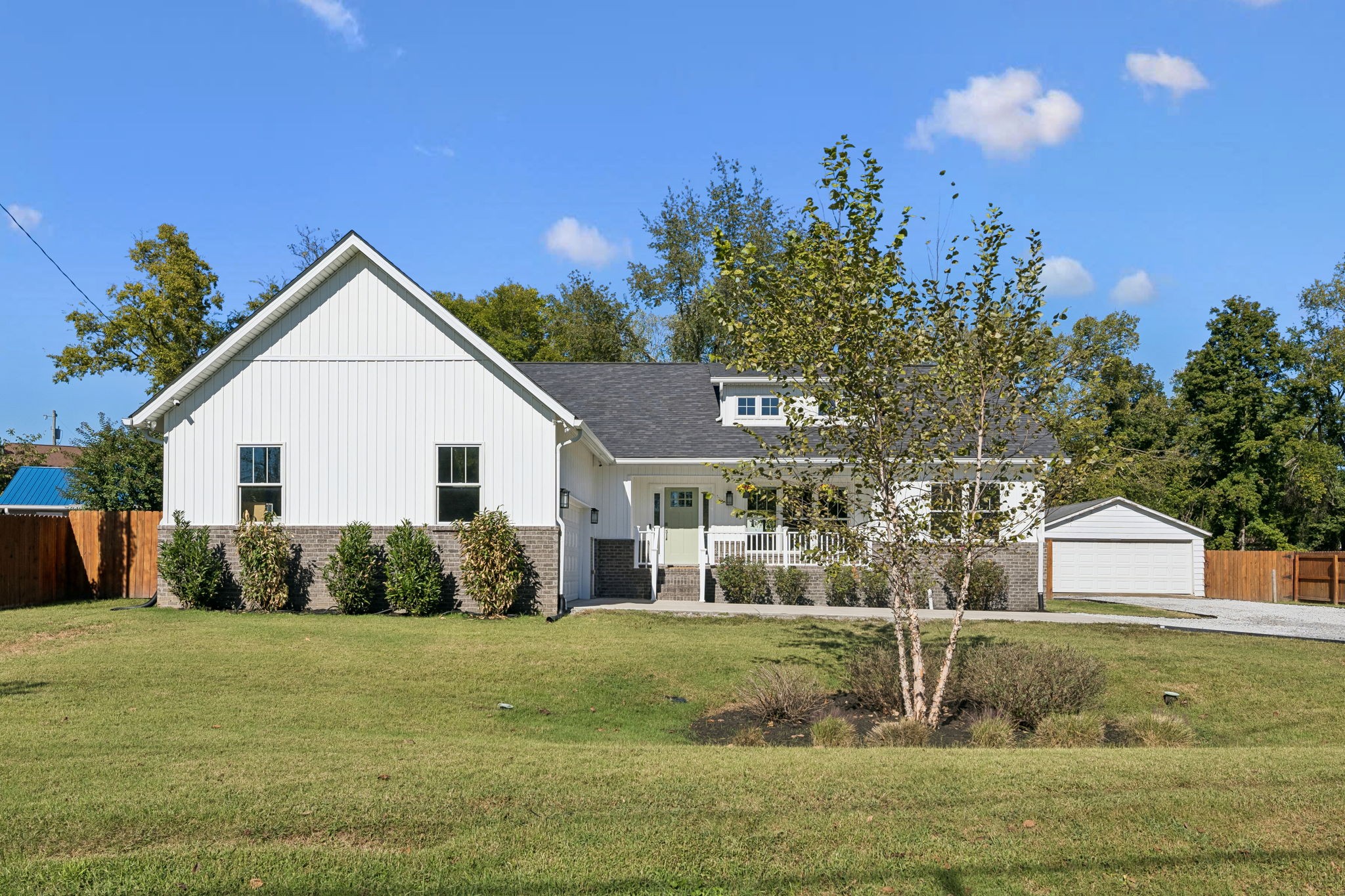 352 Bellevue Road Nashville, TN 37221 - Photo 1 of 87 Gallery Image 1