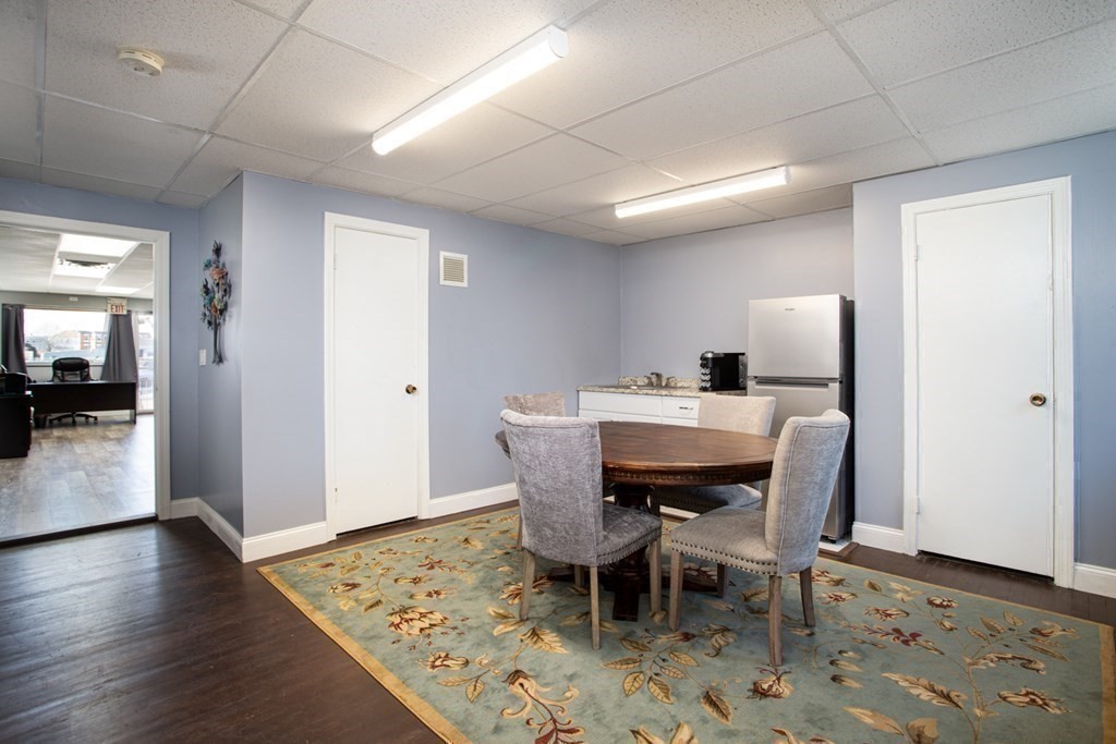 1301 Slade Street Fall River, MA 02721 - Photo 30 of 39