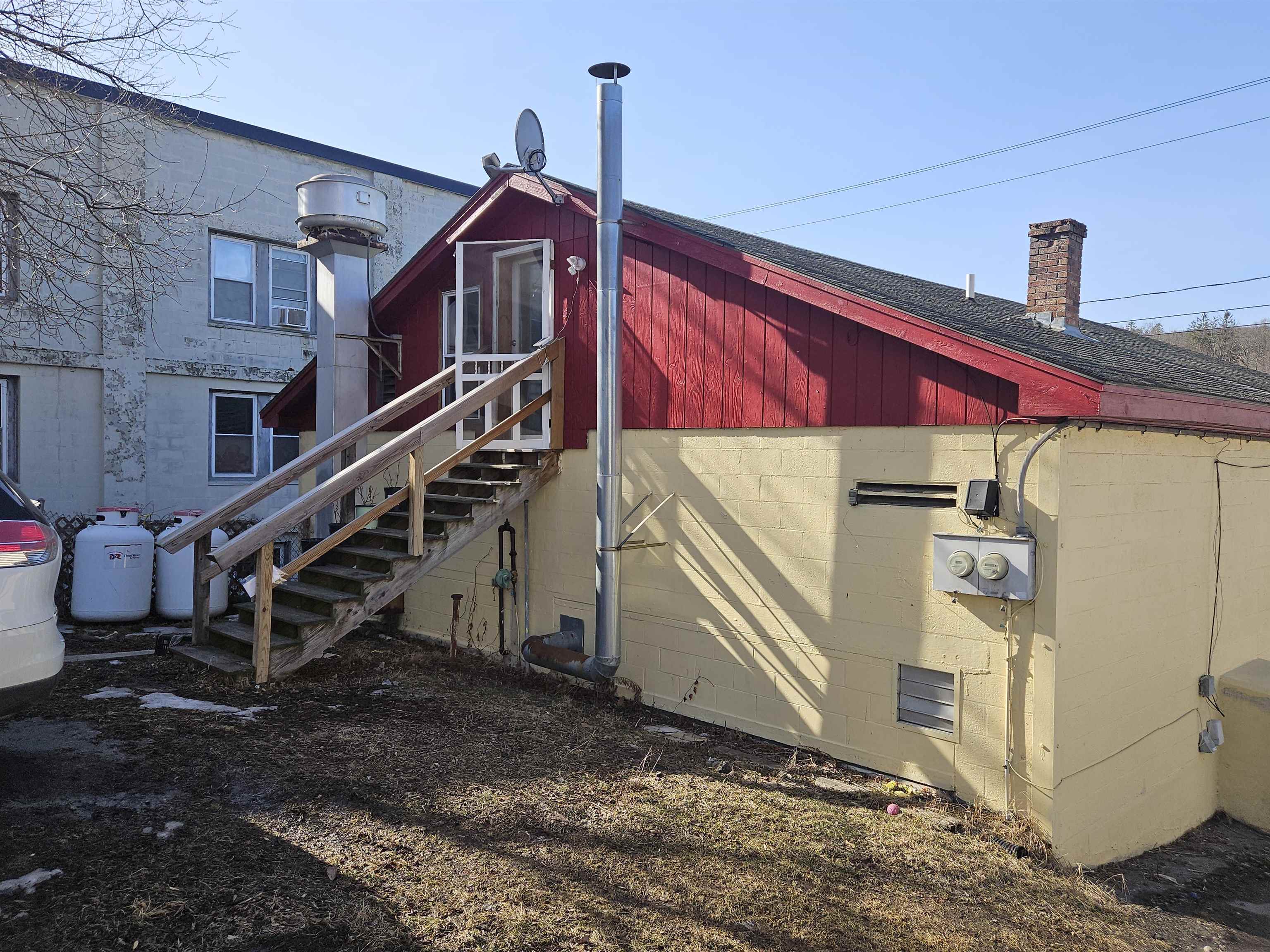 16 North Main Street Lisbon, NH 03585 - Photo 5 of 12