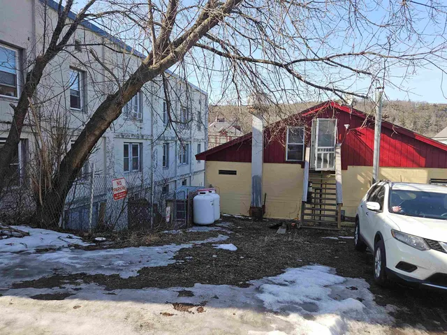 $209,900 | 16 North Main Street, Lisbon, NH 03585