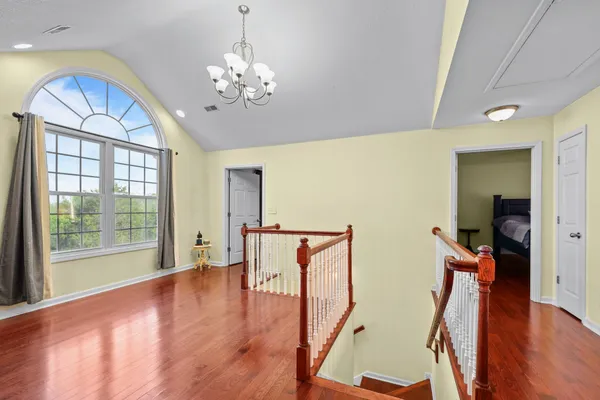 $829,999 | 772 Salmon Branch Road, Erin, TN 37061