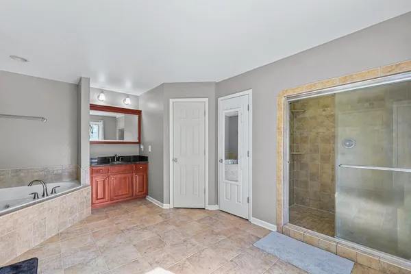 $829,999 | 772 Salmon Branch Road, Erin, TN 37061