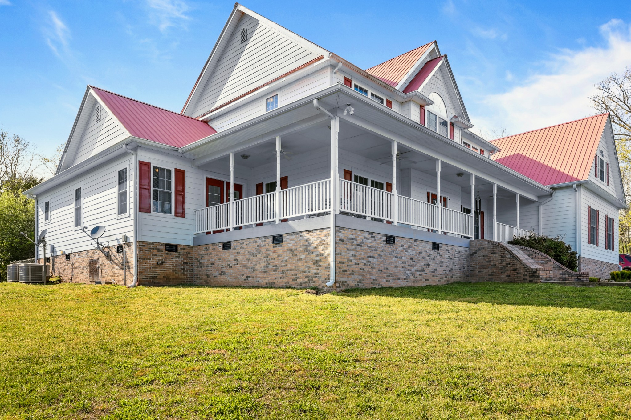 772 Salmon Branch Road Erin, TN 37061 - Photo 2 of 51